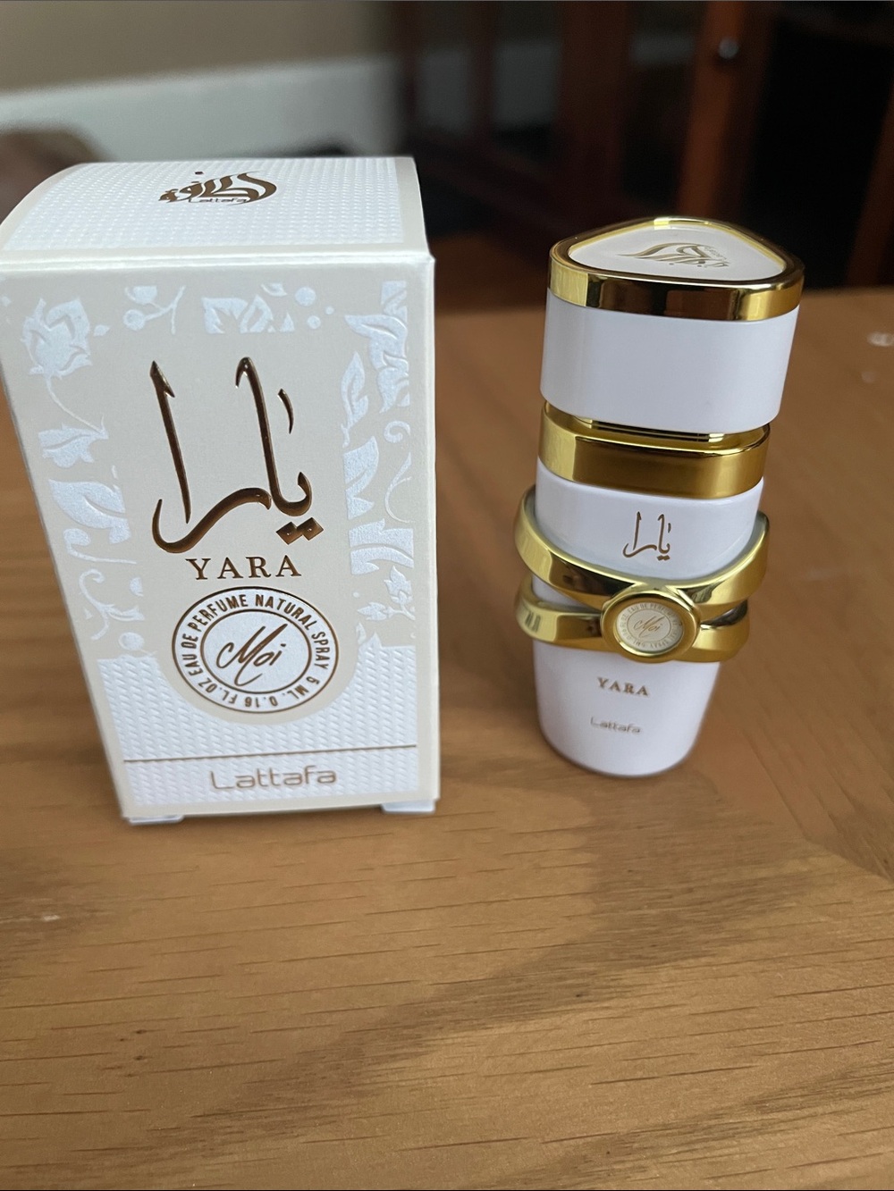 Yara Moi Eau de Parfum - White & Gold